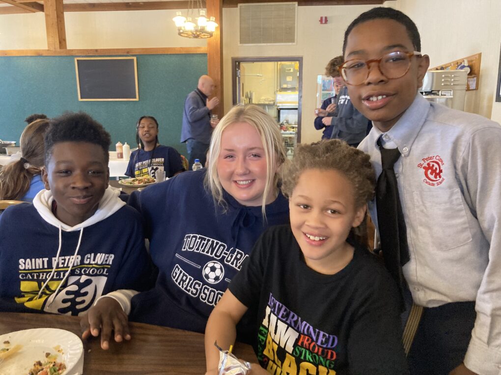 Teens and grade school students on a Dunrovin LEAD retreat